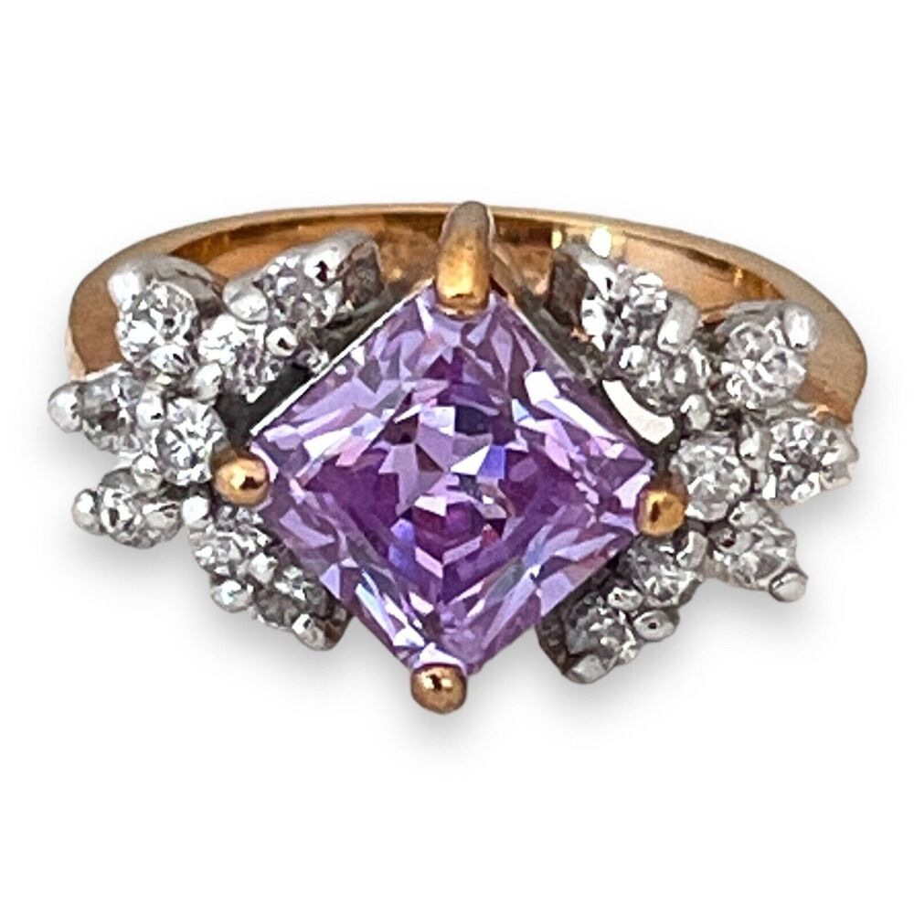 Vintage 1980s Lavender CZ Ring Size 7 Princess Cut 14KTGE Gold - 14F